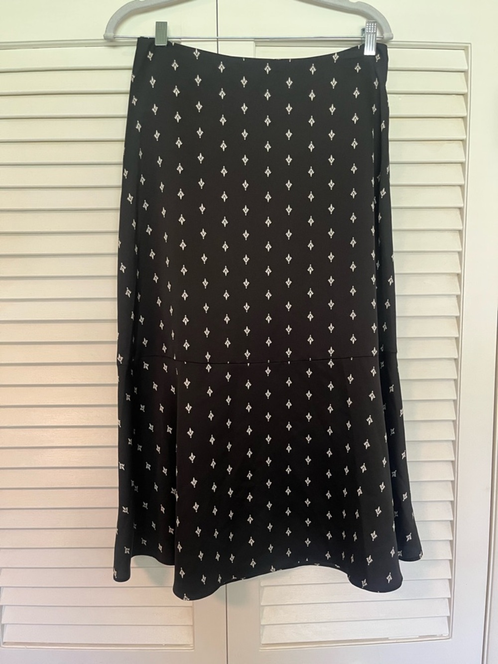 LOFT Black A-Line Satin Skirt